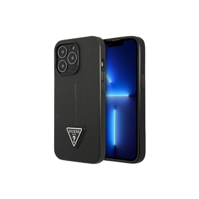 Smartphone com capa preta texturizada Guess em fundo preto