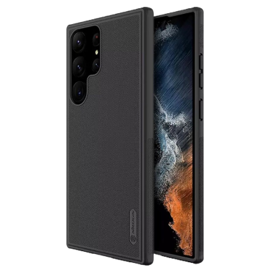 Smartphone com capa protetora preta texturada e recorte para câmaras