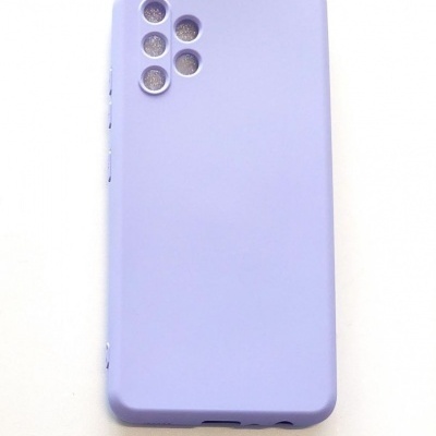 Capa lilás para telemóvel com várias aberturas para câmara