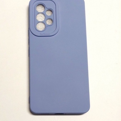 Capa azul lavanda para smartphone com recorte para câmeras