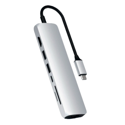 Concentrador USB-C prateado com várias portas e cabo preto