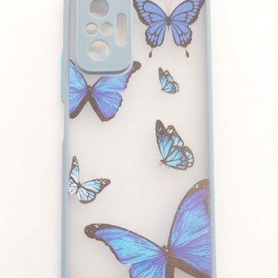 Capa para smartphone azul com borboletas azuis
