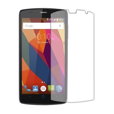 Smartphone preto com ecrã colorido e película protetora transparente