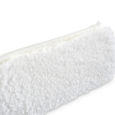 Pano branco de microfibras texturizado com fecho de correr