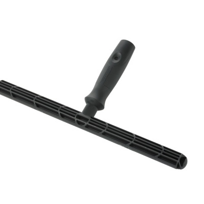 Rodo preto com cabo curto em plástico e barra estruturada