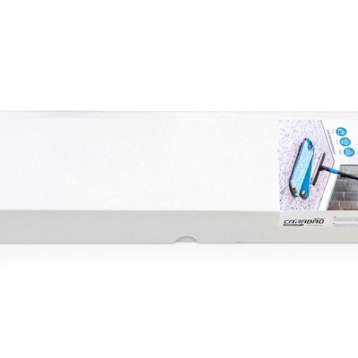 Caixa longa branca com marcador CARABAO visível na janela transparente