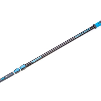 Varinha telescópica azul e cinzenta para limpeza com texto 'Telescopic Pole' e '3M'