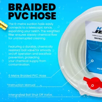 Mangueira trançada em PVC com válvula de esfera vermelha e manual de instruções em fundo azul