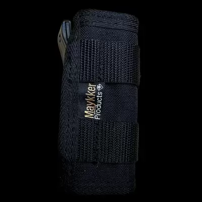 Estojo preto com etiquetas MaxWalker Products