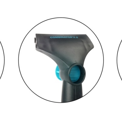 Três bicos de pulverizador preto com botões azuis em fundo branco