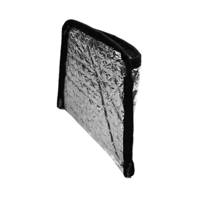 Carteira prateada com bordas pretas