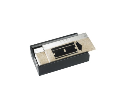 Rasuradora metálica STAR com base preta