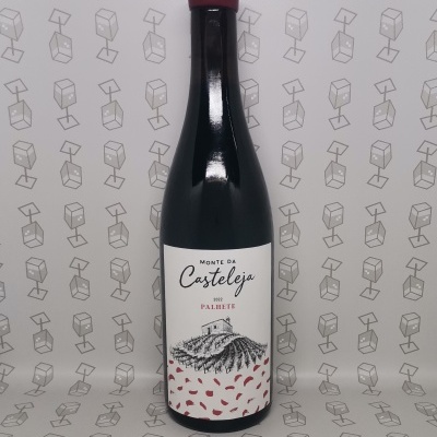 Garrafa de vinho Monte da Casteleja 2022 com rótulo branco e tampa vinho