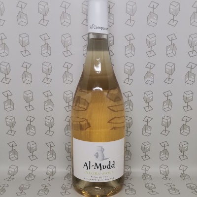 Garrafa de vinho branco Al-Mudd com rótulo branco e tampa branca