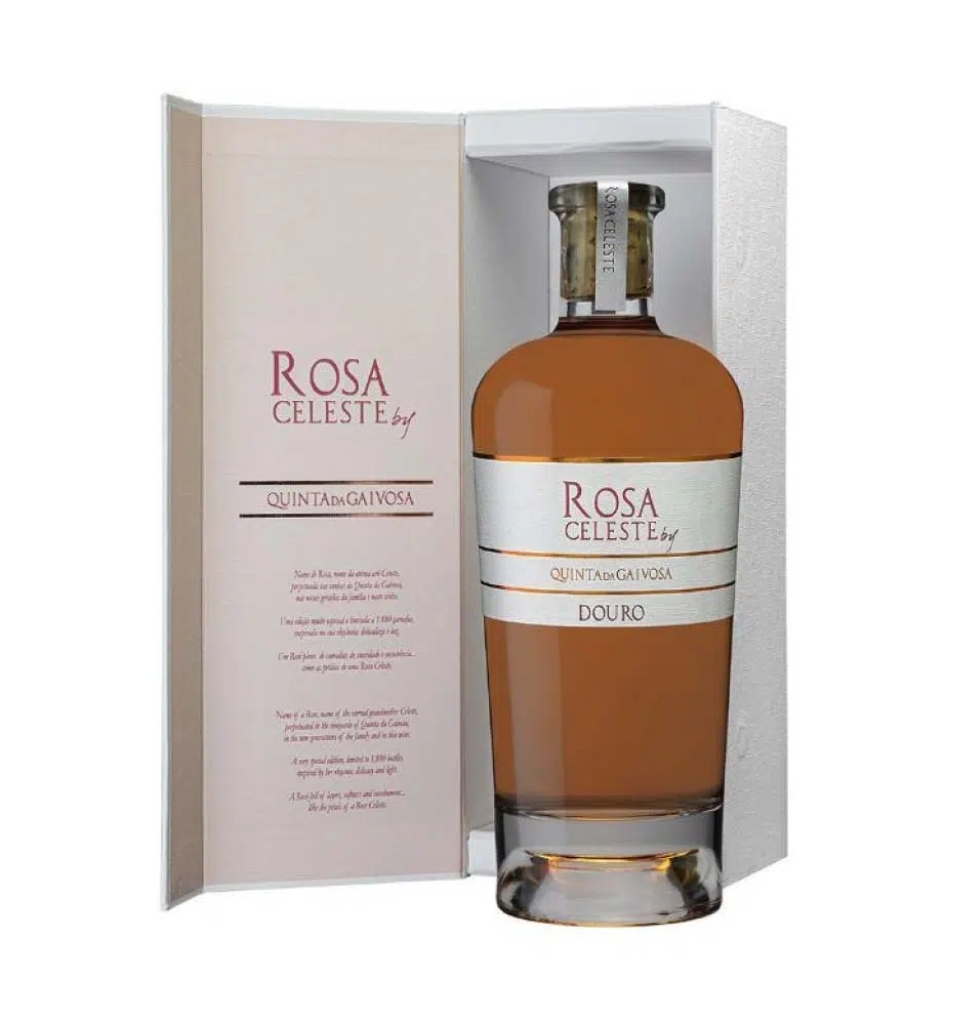 Garrafa de licor Rosa Celeste by Quinta da Gaivosa na caixa aberta