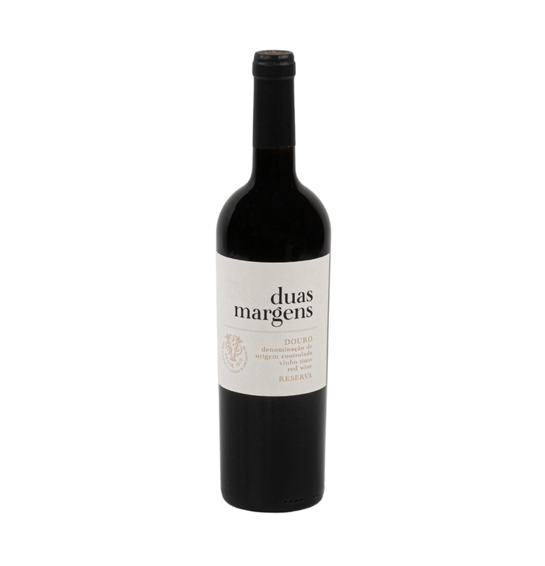 Garrafa de vinho tinto Duas Margens Douro Reserva com rótulo branco e cápsula preta