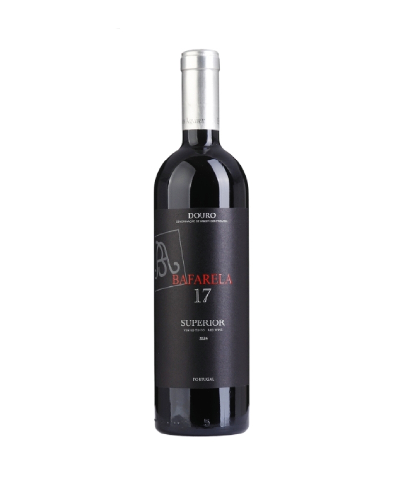 Garrafa de vinho tinto Bafarela 17 com rótulo preto