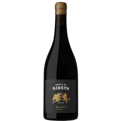 Garrafa de vinho tinto com rótulo preto e texto dourado QUINTA DA GIESTA reserva