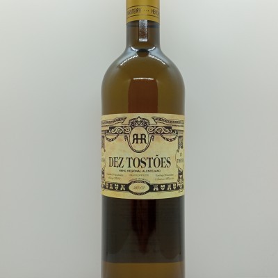 Garrafa de vinho branco Dez Tostões com rótulo creme e tampa dourada