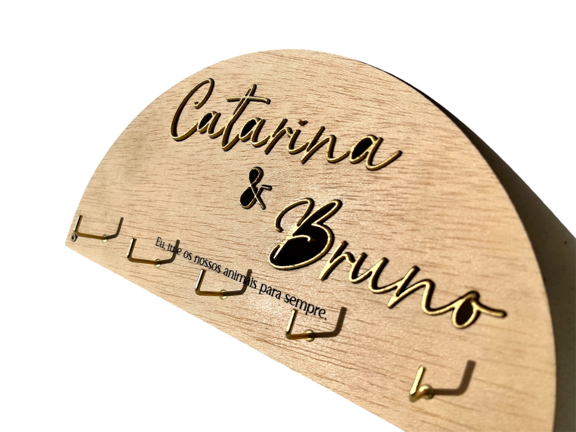 Organizador de parede em madeira semicircular com ganchos e gravação a laser