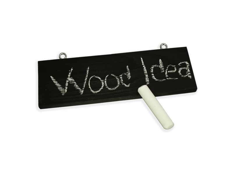 Placa preta de madeira com texto 'Wood Idea' escrito a giz branco