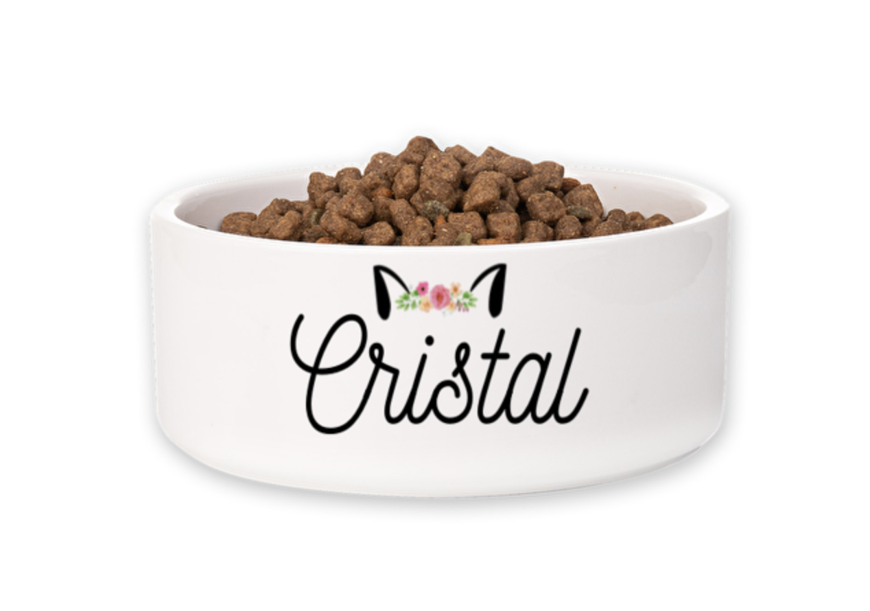 Taça branca de cerâmica com ração seca e design decorativo com nome Cristal