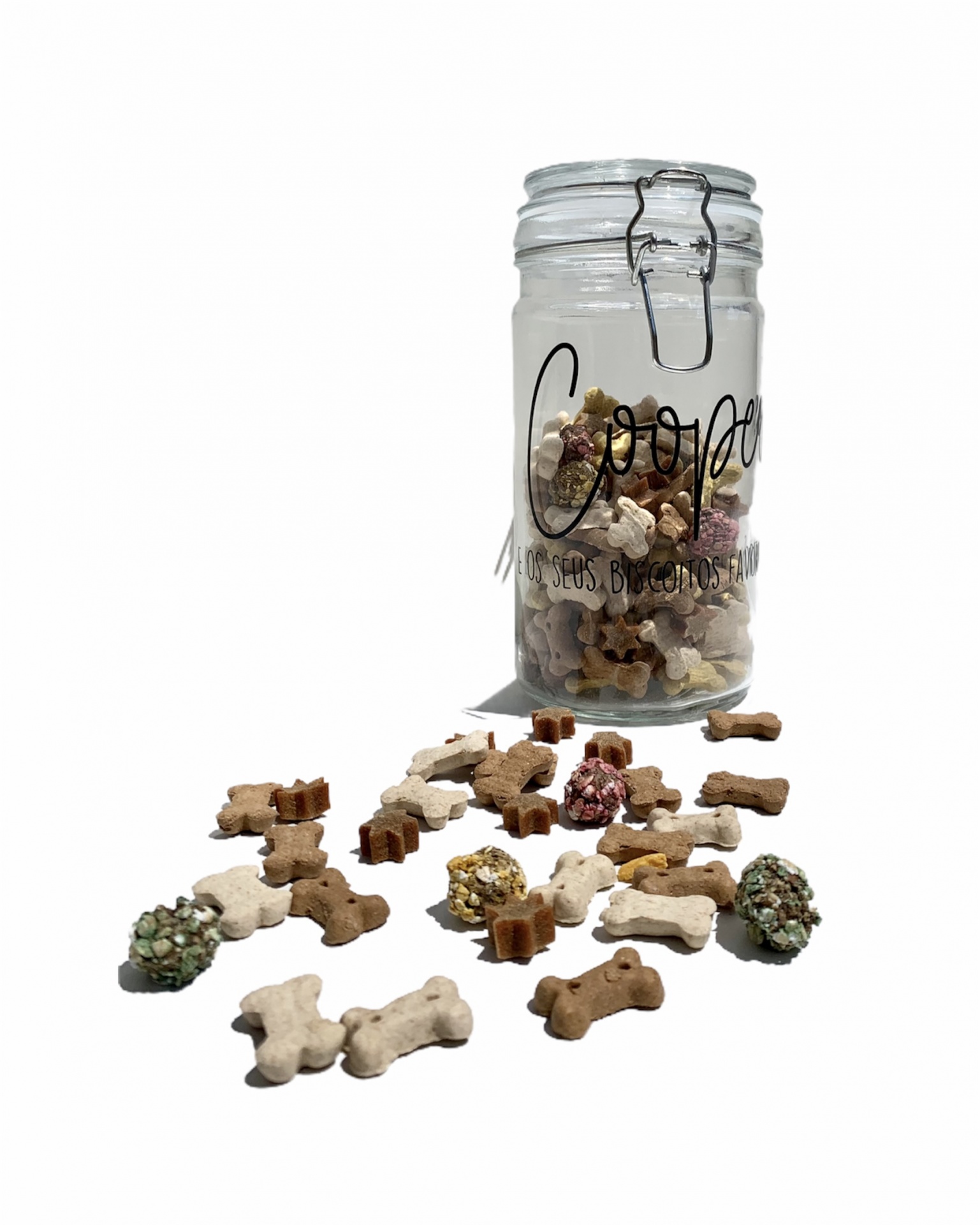 Frasco de vidro com biscoitos para cães variados e tampa metálica