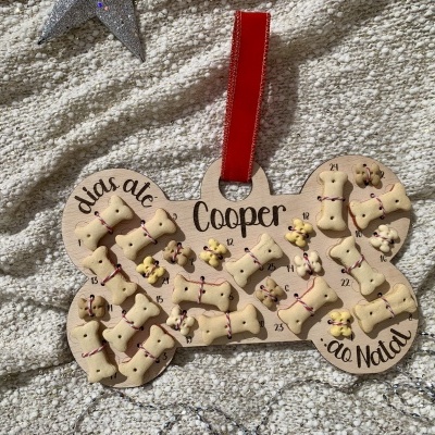 Calendário de advento em forma de osso para cães com 25 ossos numerados e nome Cooper