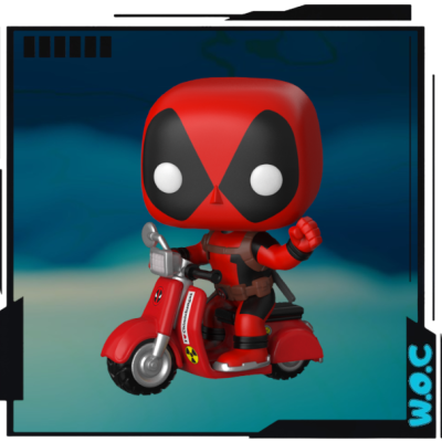 Figura Funko Pop de Deadpool em scooter vermelha