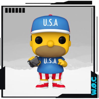 Figura Funko Pop com roupa azul e vermelha, segurando câmara preta