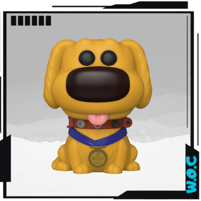 Figura colecionável de cão amarelo com coleira e medalha HERO DOG