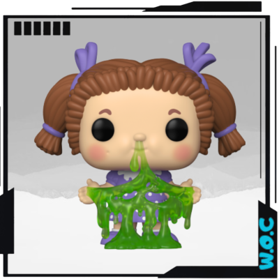 Figura colecionável de vinil com líquido verde saindo da boca e mãos