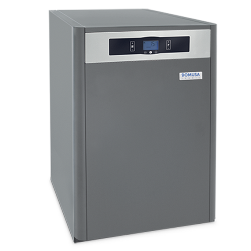 Caldeira a Gasóleo Domusa Evolution EV HFM/HFC Equipamento cinza retangular com painel digital e logótipo DOMUSA.