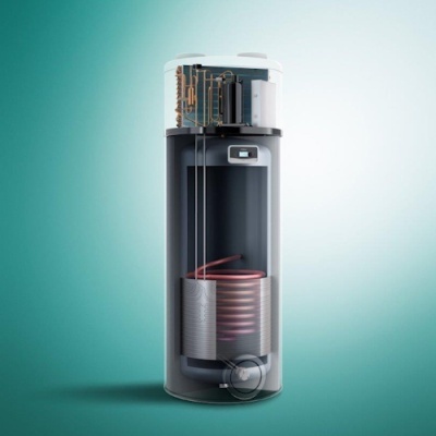 Aquecedor de água transparente com bobinas internas e componentes na parte superior