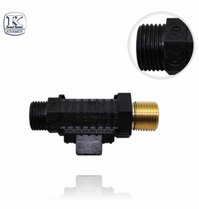 Conector preto e dourado com roscas, sobre fundo branco com logótipo KRAMER