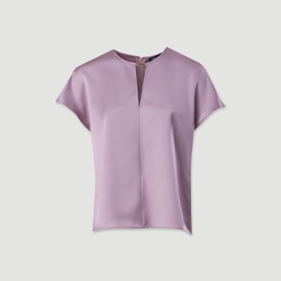 Blusa feminina lilás acetinada com decote em V