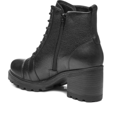Bota preta de salto quadrado médio com atacadores e fecho lateral em zíper
