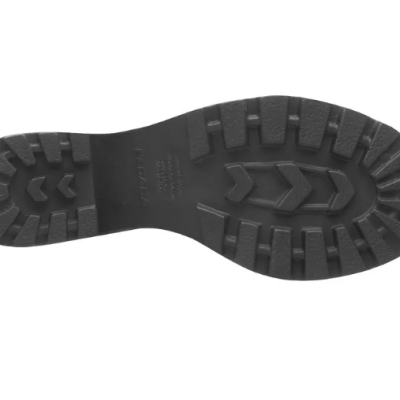 Sola preta de borracha com padrão antiderrapante e texto MIG OIL RESISTANT