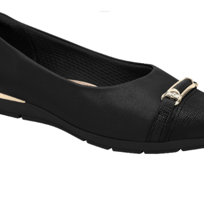 Sapatilha feminina preta com detalhe dourado