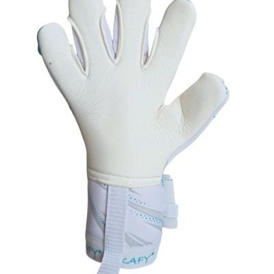 Luva de guarda-redes branca com detalhes azul claro e faixa ajustável no pulso