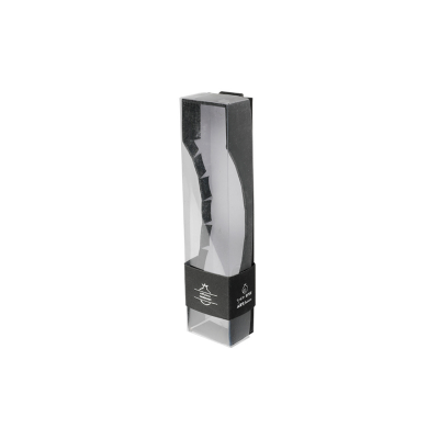 Estilete preto em caixa transparente com detalhes em preto