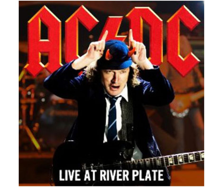AC/DC - Live At River Plate 2009 Capa do álbum AC/DC Live at River Plate com músico em palco