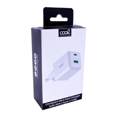 Carregador rápido compacto branco Cool GAN 45W na embalagem