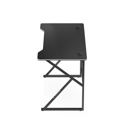 Secretária de escritório preta com tampo texturizado e estrutura metálica em X preta