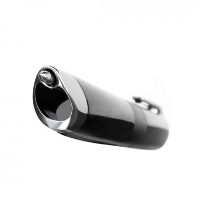 Escape de motocicleta cromado isolado em fundo branco