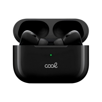 Auriculares sem fios pretos com estojo de carregamento aberto.
