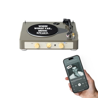 Gira-discos cinzento com botões amarelos e smartphone com música