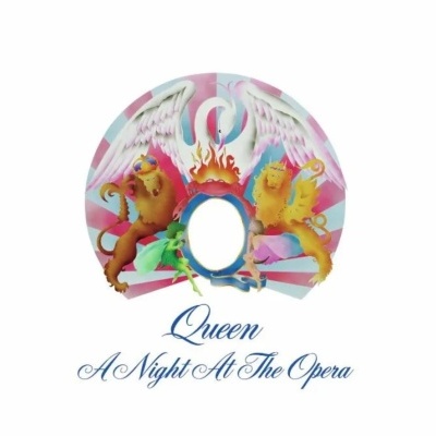 Capa de disco vinil Queen A Night At The Opera com leões alados coloridos.