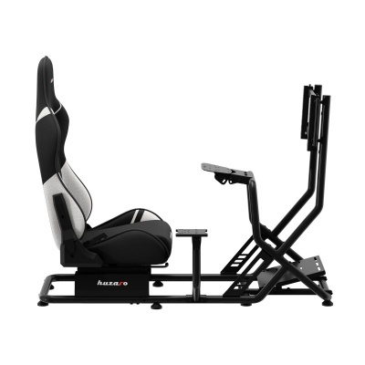 Simulador de condução com assento cinza e preto e estrutura metálica preta