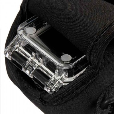 Estojo transparente rígido em tecido preto acolchoado